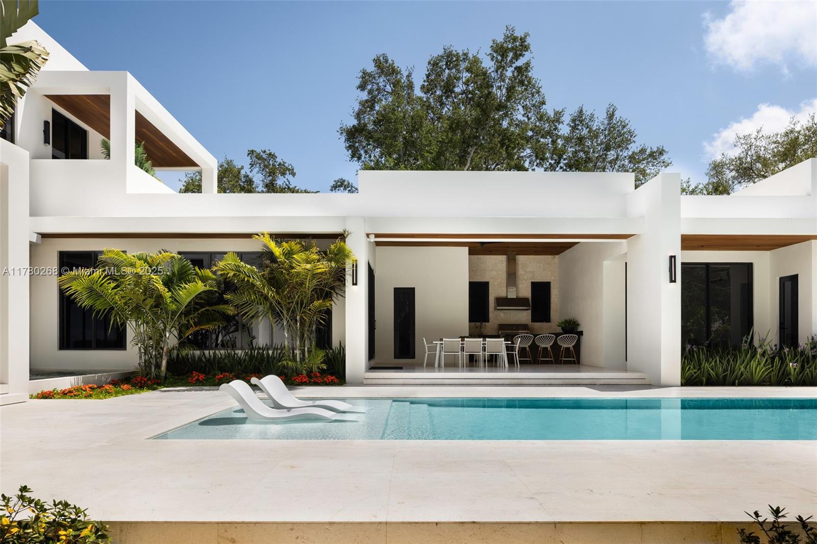 CROCKETTS GREEN ACRES - фото