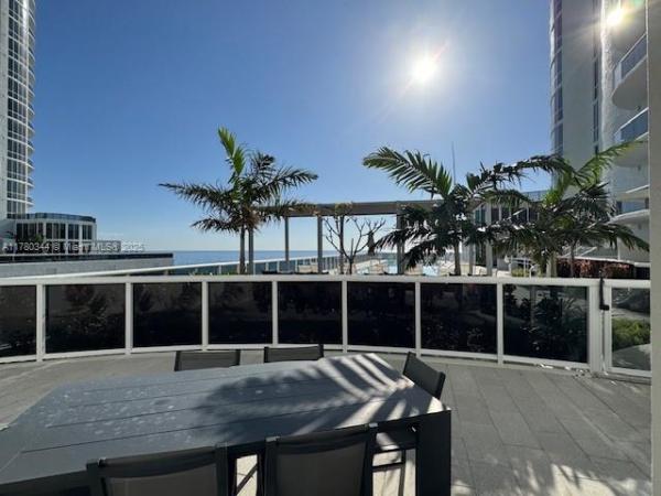 15811 COLLINS AVE #404, SUNNY ISLES BEACH, FL 33160