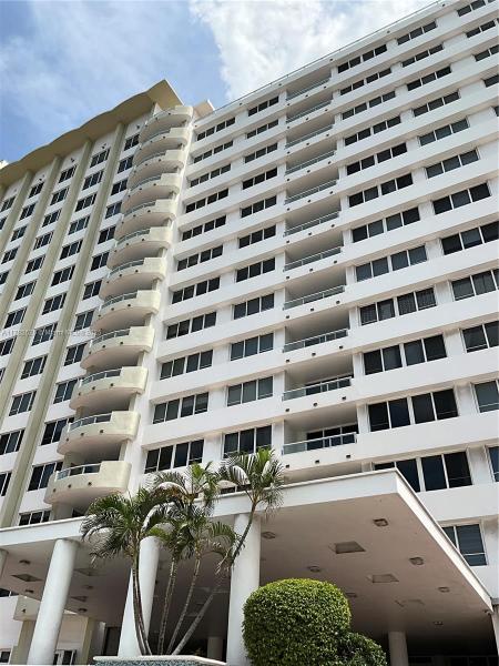 THE CARRIAGE CLUB NORTH