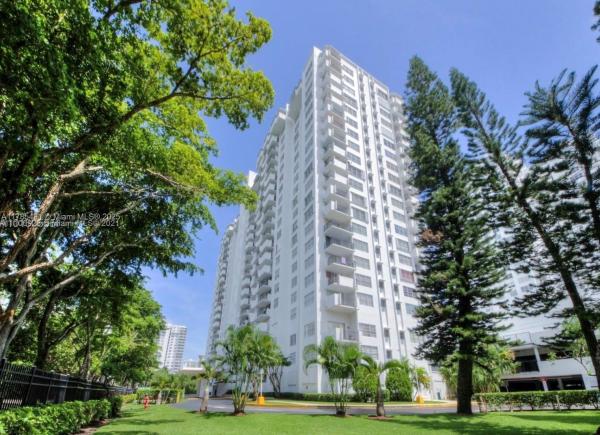 2780 NE 183RD ST #514, AVENTURA, FL 33160