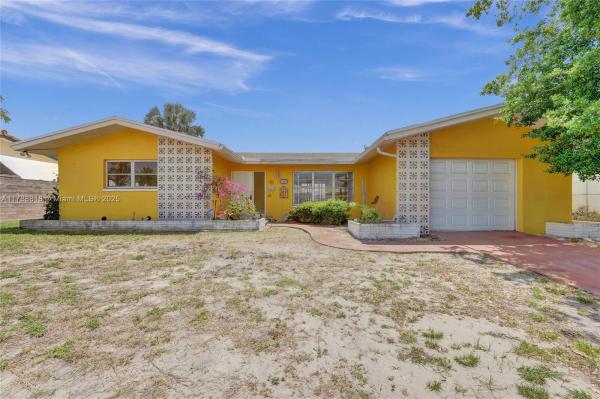 BOCA RATON SQUARE UNIT 6