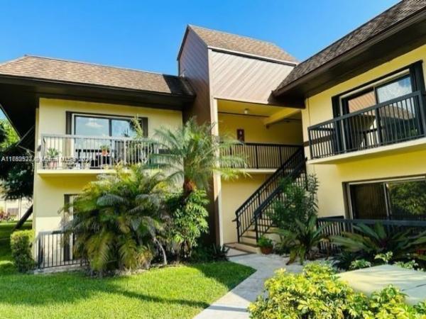 Kings Creek West Condo