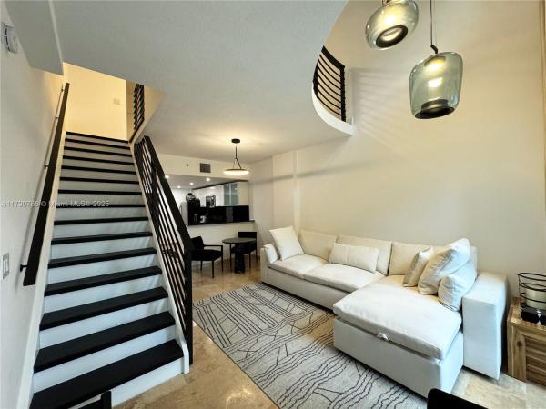 LOFTS AT MAYFAIR CONDO