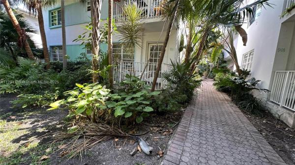 MERIDIAN COURT CONDO