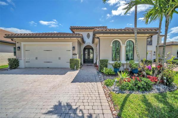 PEMBROKE LAKES SOUTH