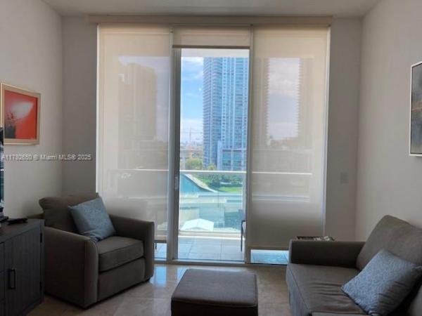 BRICKELL ON THE RIVER N T