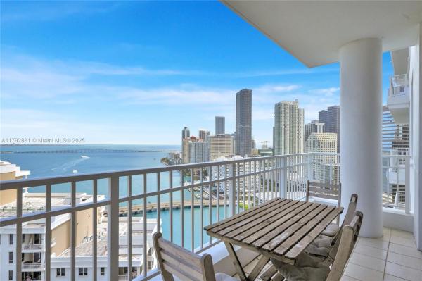 COURTS BRICKELL KEY CONDO