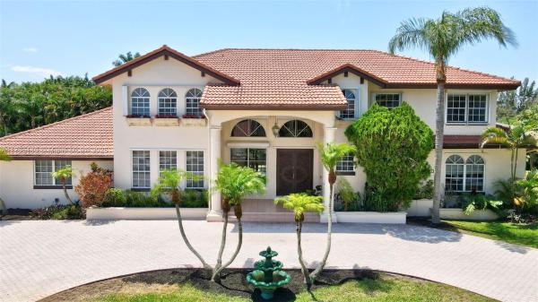 PLANTATION-BROOKS ESTATES