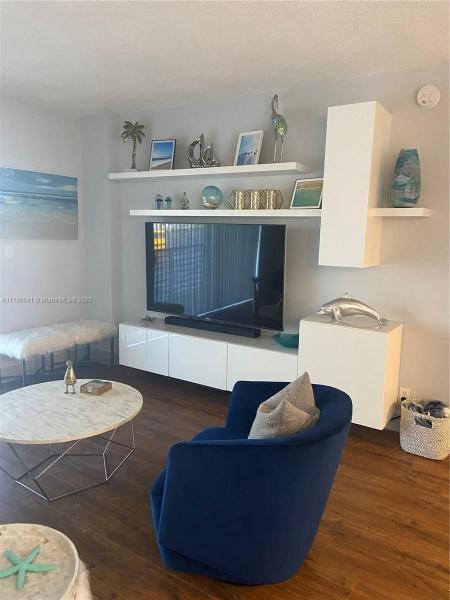 LAUDERDALE TOWER CONDO