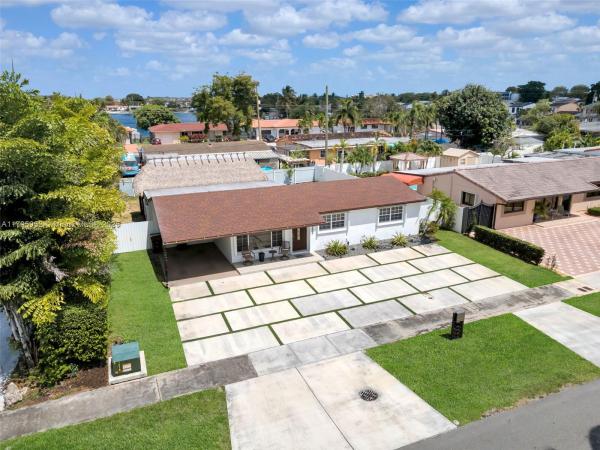 LAKE CECILE ESTS SEC 1