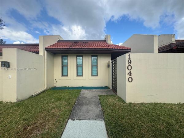 Townhomes of Country Lake