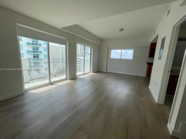 BRICKELL ROADS ATRIUMS CO