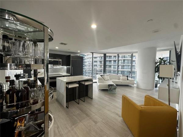 BRICKELL HEIGHTS EAST CON