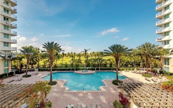 1745 E HALLANDALE BEACH BLVD #1002W, HALLANDALE BEACH, FL 33009