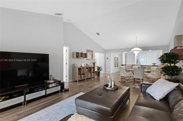 Villas of Bonaventure 41