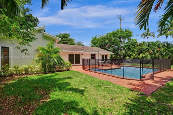 COUNTY SQUIRE ESTATES SEC