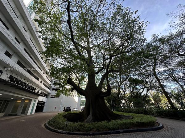 TERRAZAS RIVERPARK VILLAG