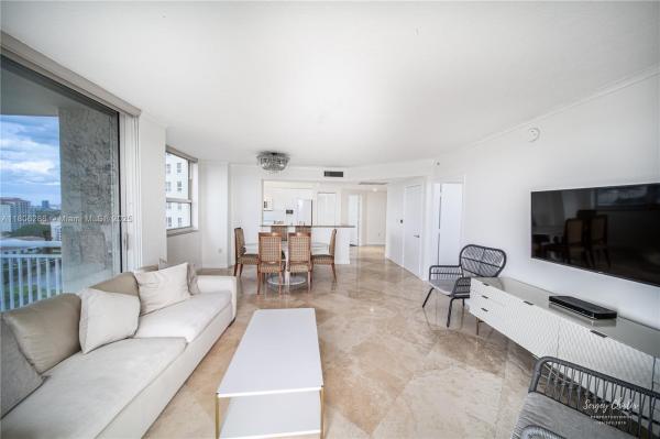 19501 W COUNTRY CLUB DR #1909, AVENTURA, FL 33180