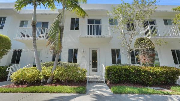 Weitzer Aventura Place