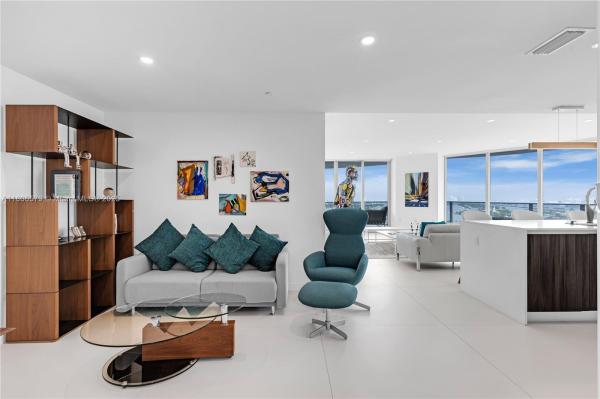 488 NE 18TH ST #2212, MIAMI, FL 33132