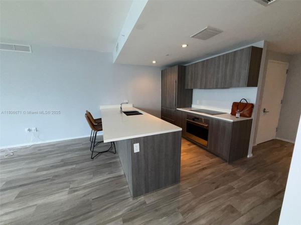 801 S MIAMI AVE #1504, MIAMI, FL 33130