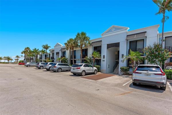 OCEANAGE CONDO