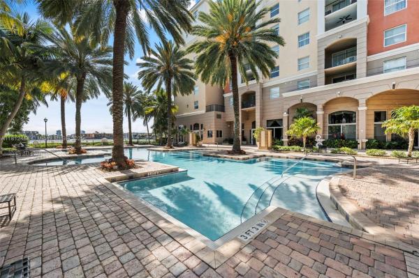17125 N BAY RD #3312, SUNNY ISLES BEACH, FL 33160