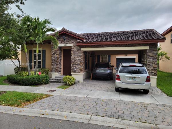 KENDALL COMMONS RESIDENTI