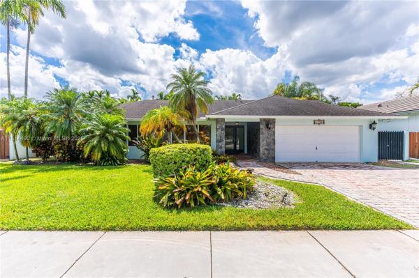 GLEN COVE WEST SEC 1