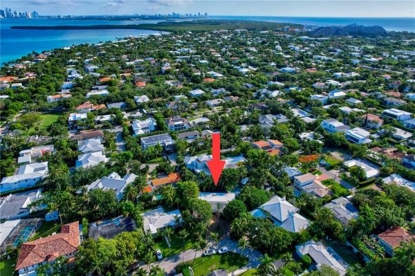 BISCAYNE KEY ESTATES