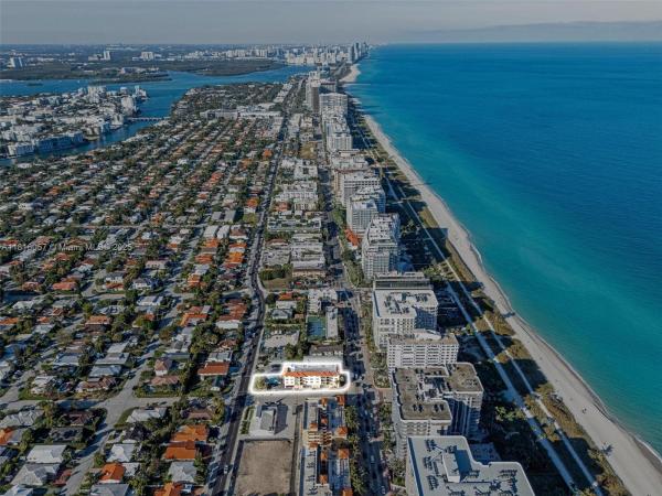 BEACH POINT CLUB CONDO