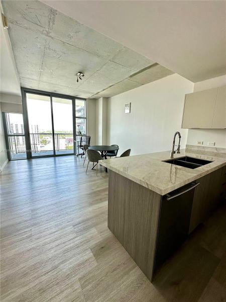 FOUR MIDTOWN MIAMI CONDO