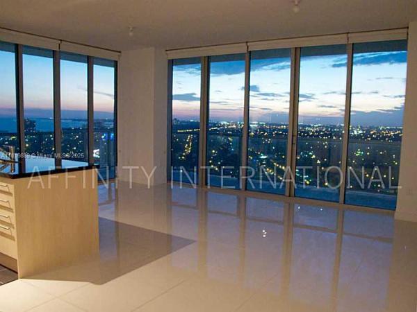 79 SW 12TH ST #3901, MIAMI, FL 33130