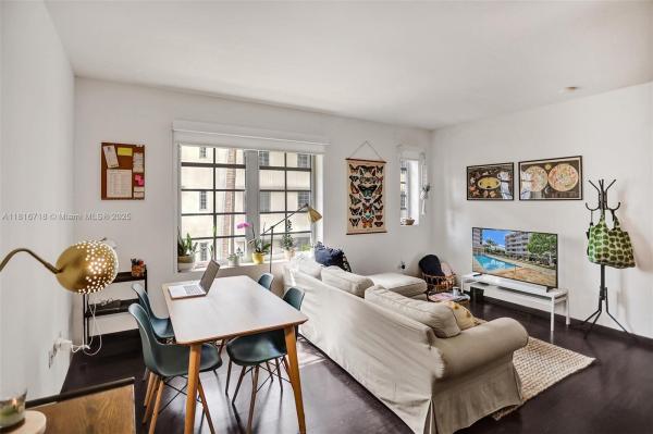 ARTECITY GOVERNOR CONDO