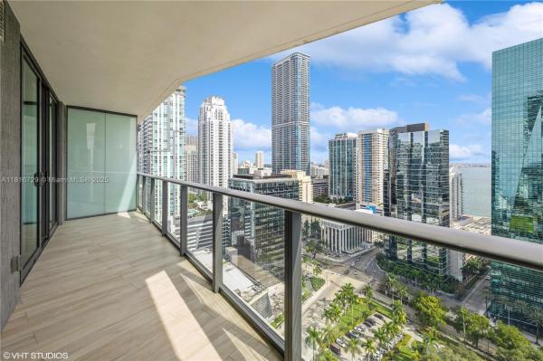 1300 S MIAMI AVE #2504, MIAMI, FL 33130