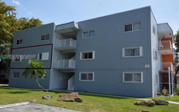 CARIBBEAN GARDENS CONDO