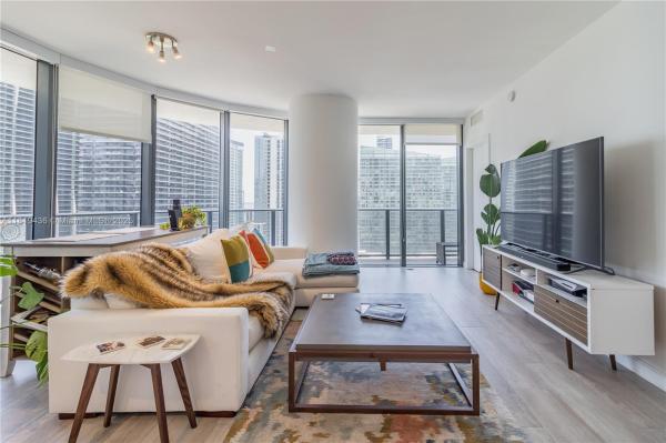 55 SW 9TH ST #2503, MIAMI, FL 33130