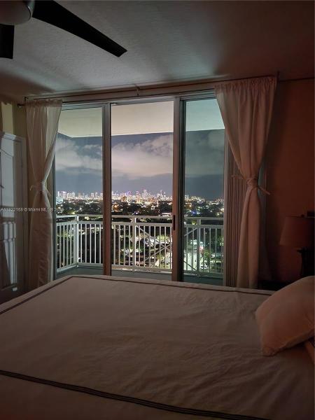 DA VINCI ON DOUGLAS CONDO