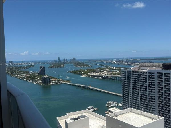 488 NE 18TH ST #4200, MIAMI, FL 33132