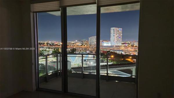 90 SW 3RD ST #1510, MIAMI, FL 33130