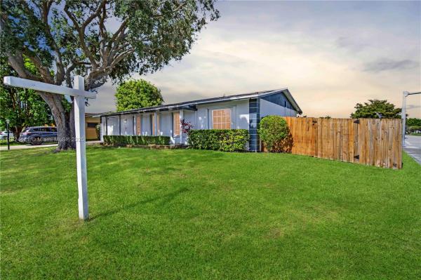 DEVON AIRE ESTATES SEC 1