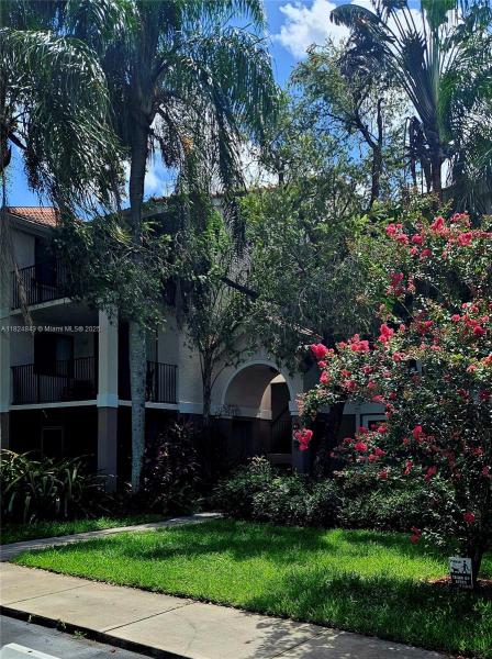 GRAND MARQUIS CONDO HOMES