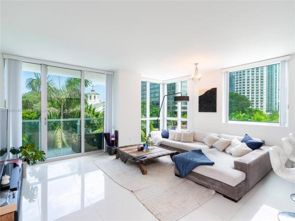 500 BRICKELL AVE #402, MIAMI, FL 33131