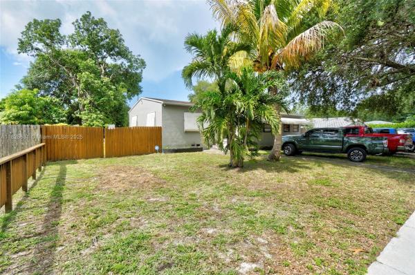 SOUTH HOLLYWOOD AMD PLAT