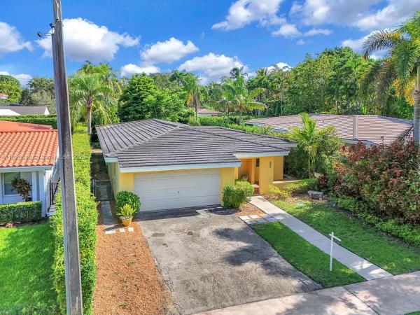 C GAB RIVIERA SEC 10