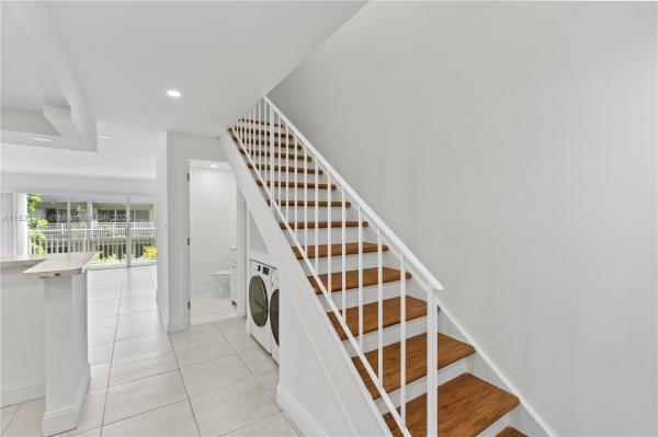 THE BEACH CLUB AT FONTAIN