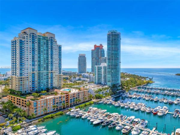 YACHT CLUB AT PORTOFINO C