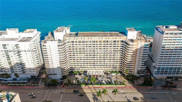 OCEANSIDE PLAZA CONDO