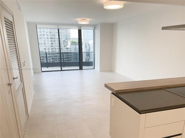 1000 BRICKELL PLZ #4814, MIAMI, FL 33131