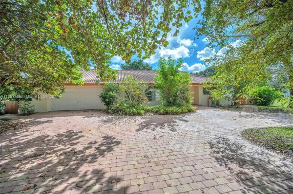 PLANTATION GARDENS 3RD SE